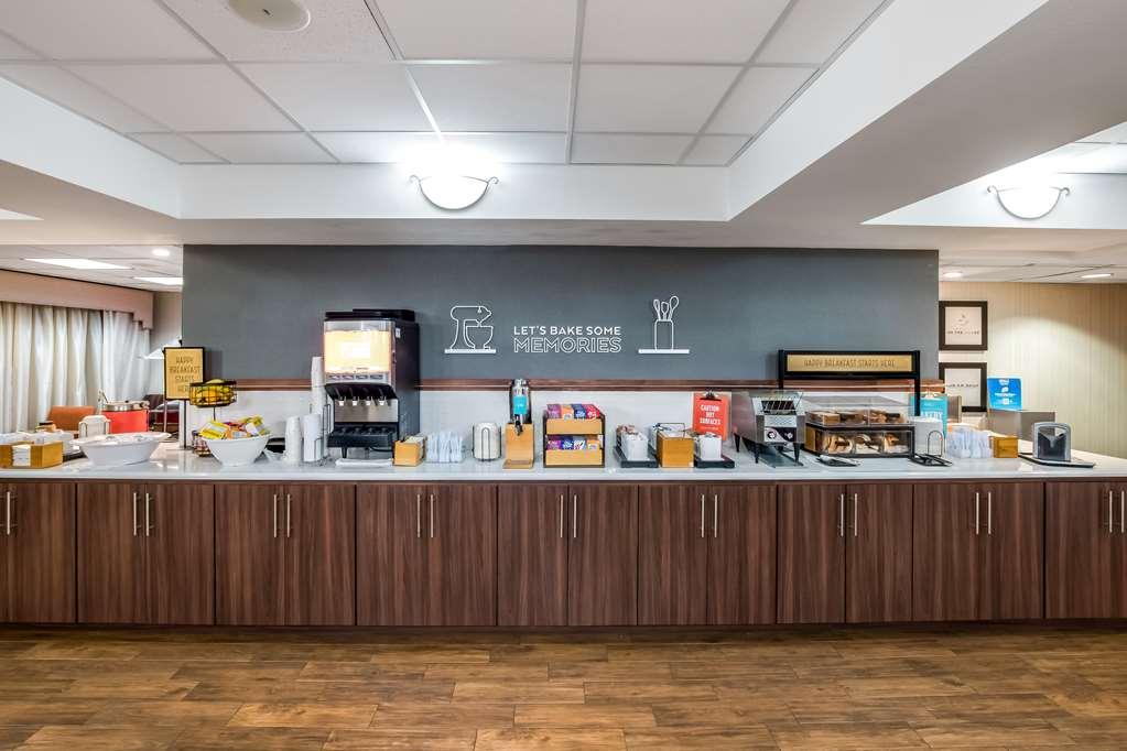 Hampton Inn Вінтер-Гавен Ресторан фото