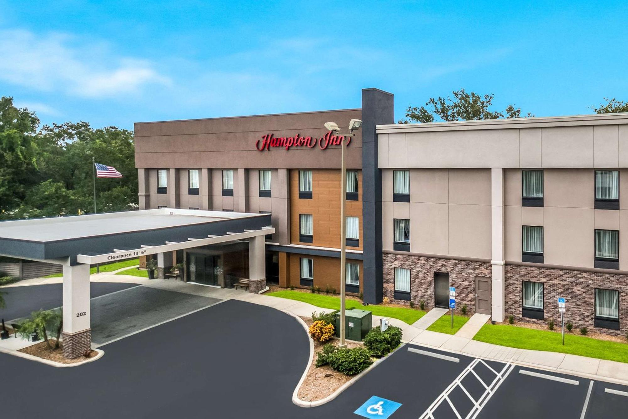 Hampton Inn Вінтер-Гавен Екстер'єр фото
