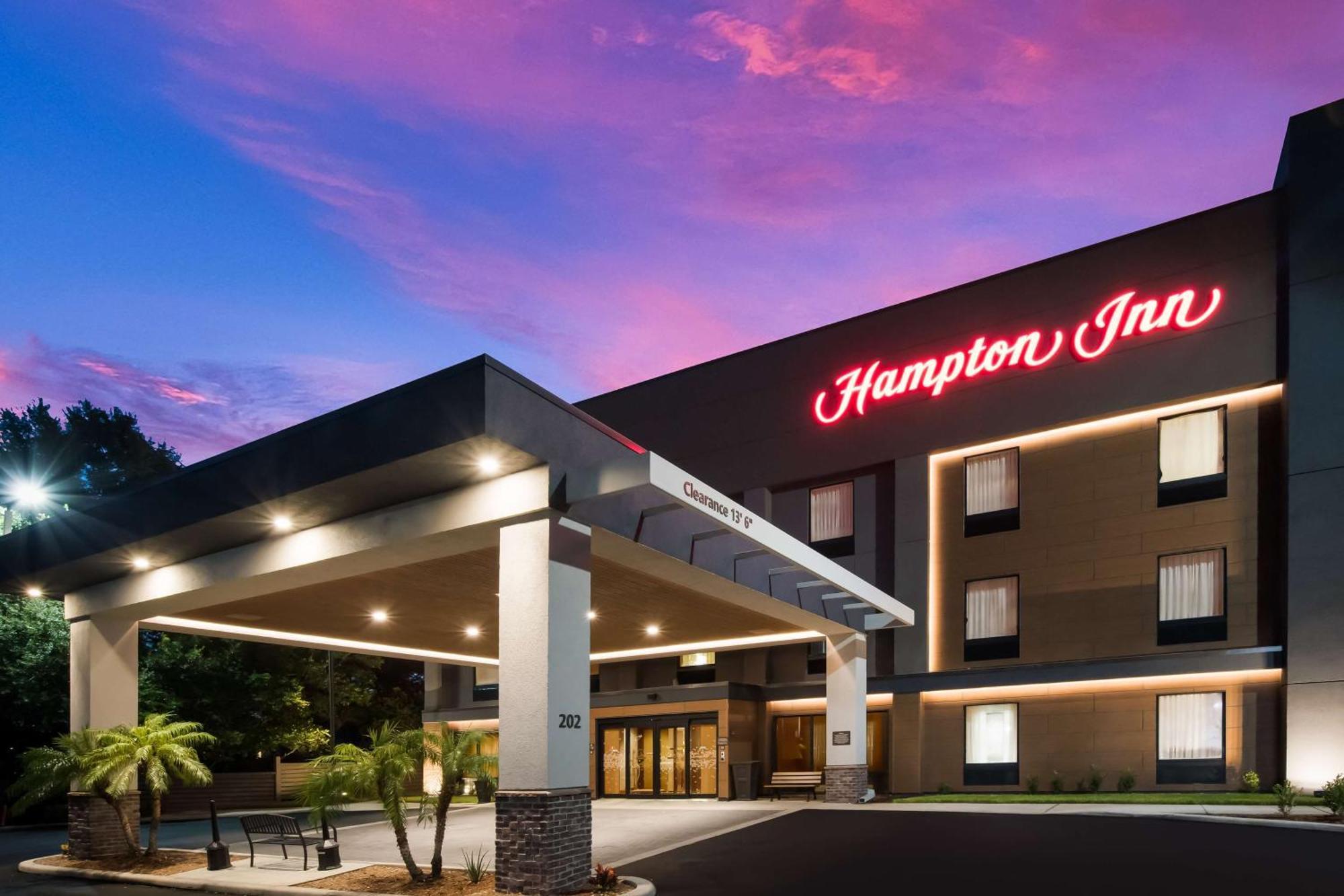 Hampton Inn Вінтер-Гавен Екстер'єр фото